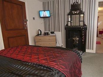 Gaerwen Holland Arms Hotel מראה חיצוני תמונה